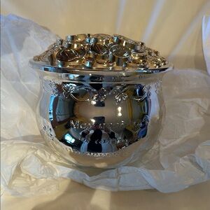 Reed and Barton Silverplate Decorative ‘Pot of Gold’ Bank